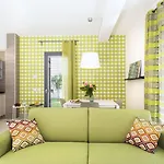 Hotel Skytower - The Right Space *