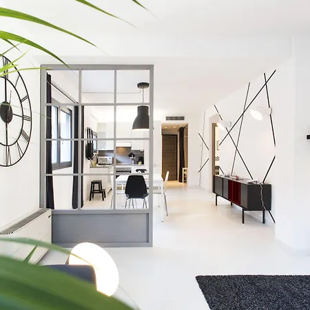 Skytower - The Right Space רומא