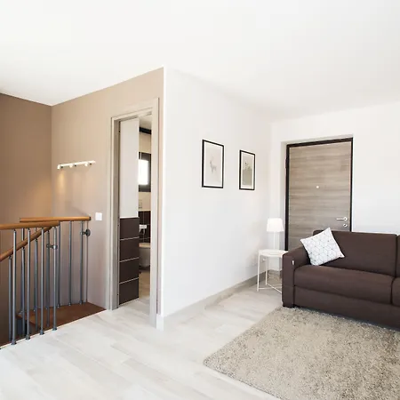 Skytower - The Right Space Hotel *