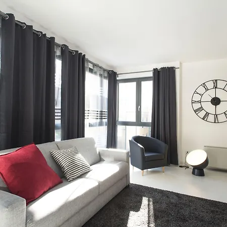 Skytower - The Right Space * Řím