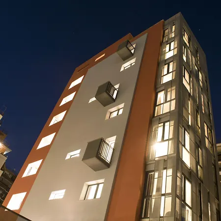 Hotel Skytower - The Right Space *